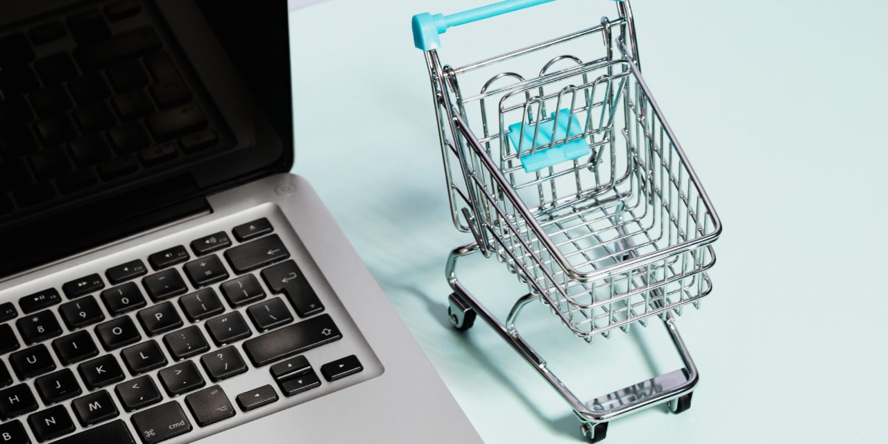 https://solution-paie-rh.net/wp-content/uploads/2020/11/pexels-karolina-grabowska-5632388-1-1280x640.jpg